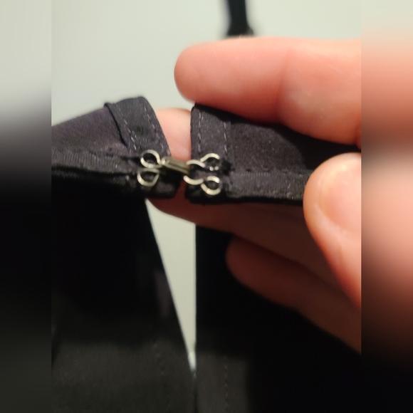 Bell Sleeve Crew Neck Top by Catherine Malandrino - Picture 7 of 12